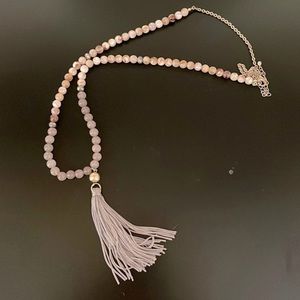 Sophisticated necklace from Loft.